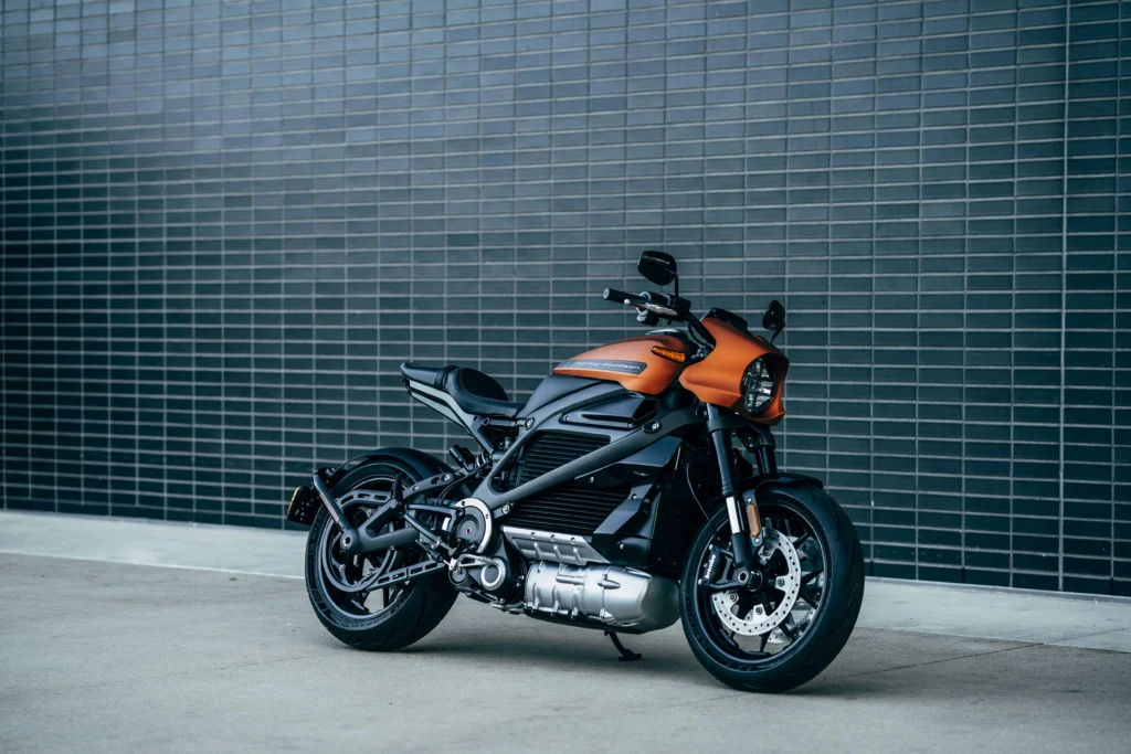Electric Motorcycle Aerodynamics Above 100 km/h Effects